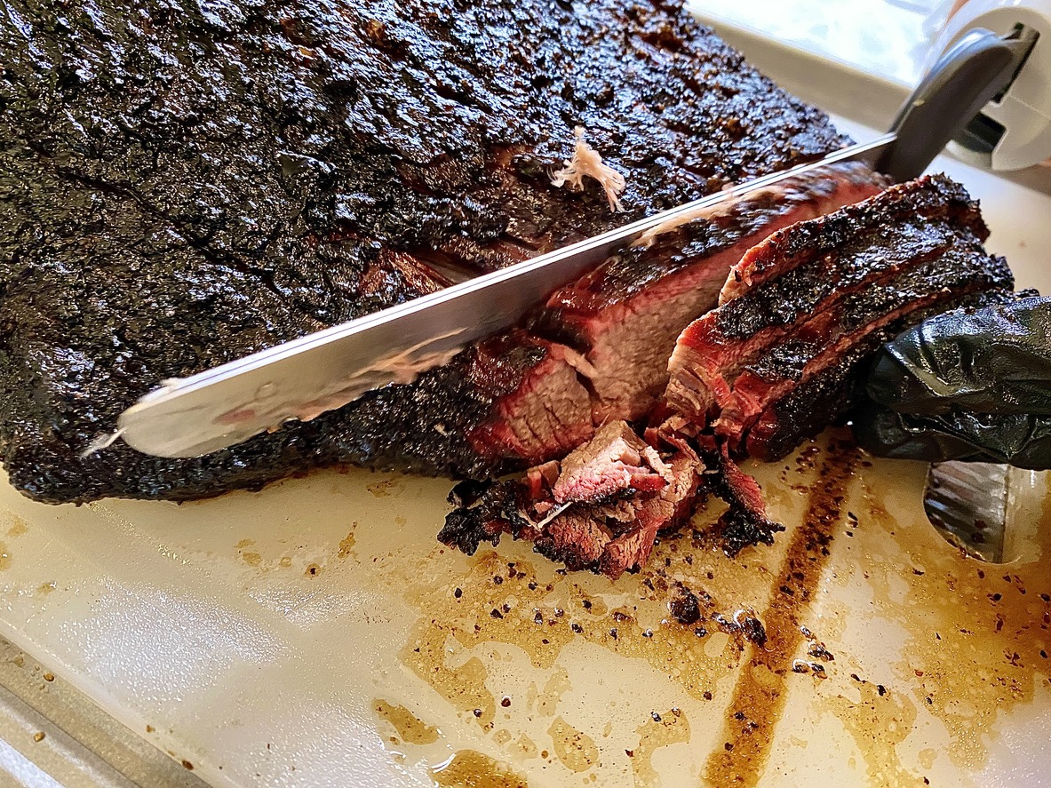 Precise cuts of Brisket Knife