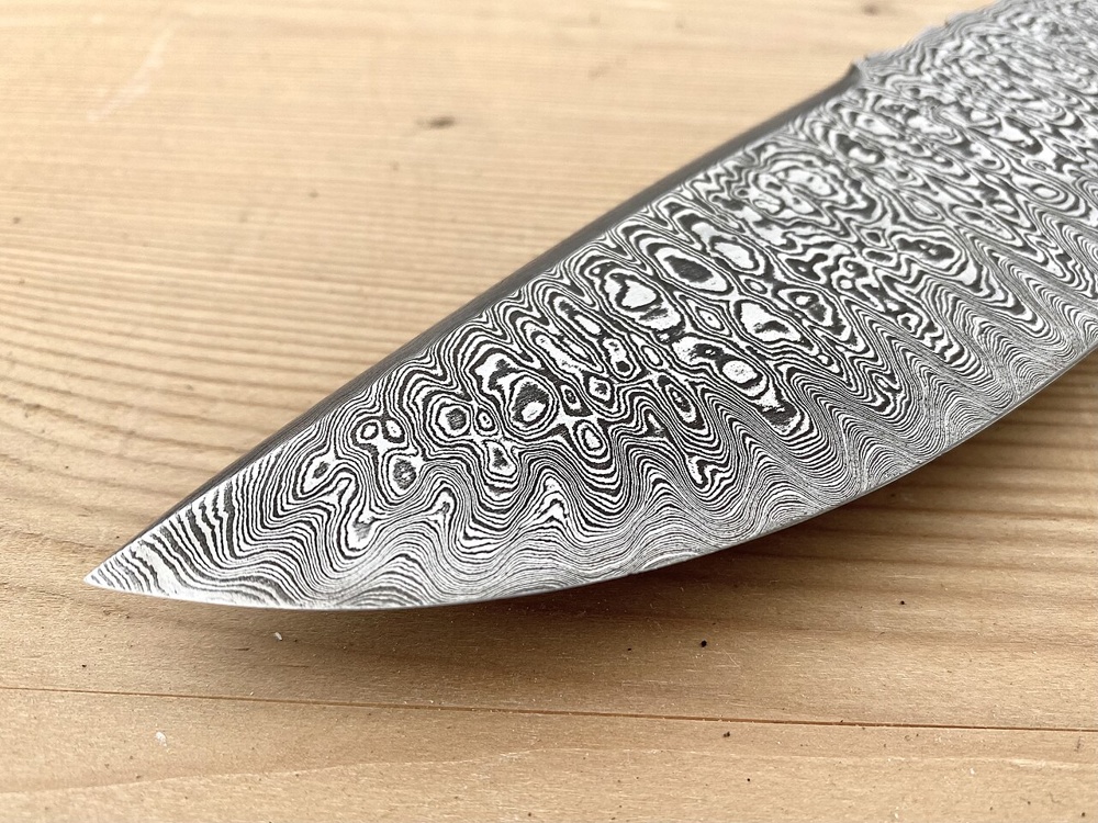 Up close pattern on a modern "Damascus knife"